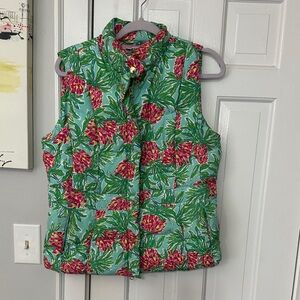 Lilly Pulitzer spike the punch puffer vest size large